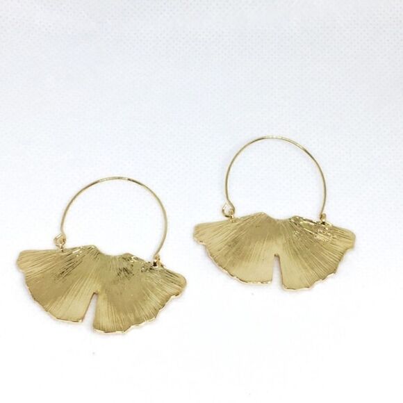 AnthropologieĀ GoldenāGinkoāLeafāEarrings - Picture 6 of 12